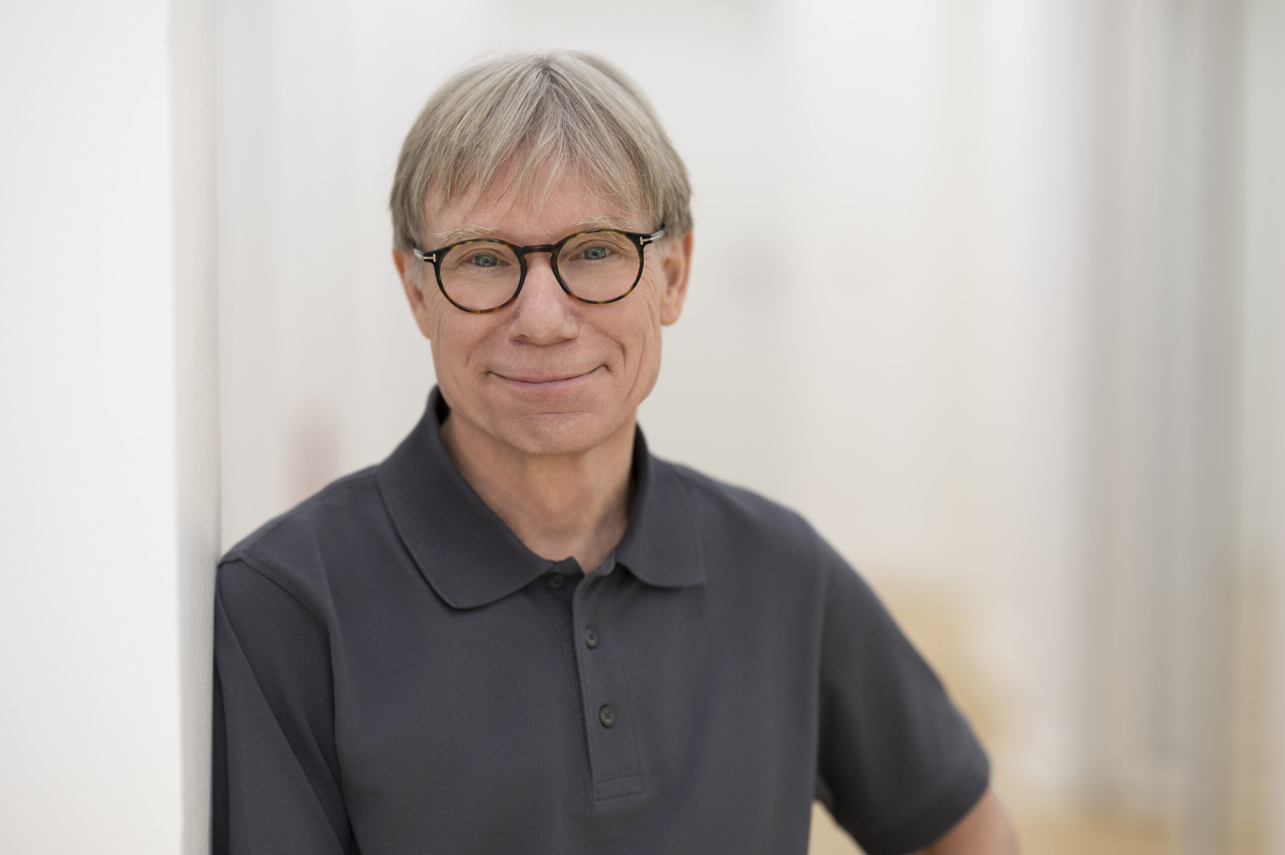 Das Foto zeigt Herr Rackwitz im Portrait als einen unserer Ärzte des MVZ.